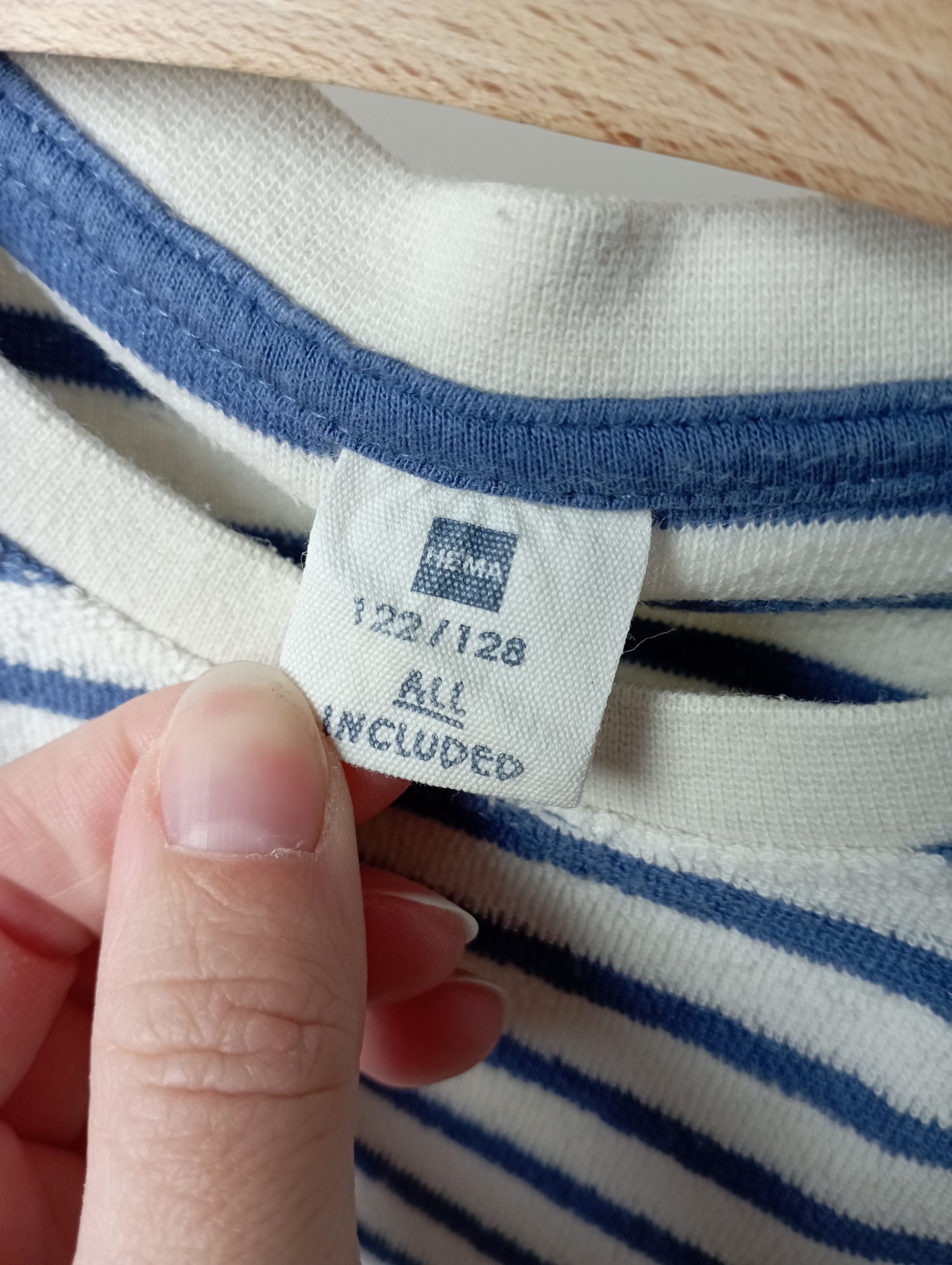 T-shirt in badstof 122/128 Hema