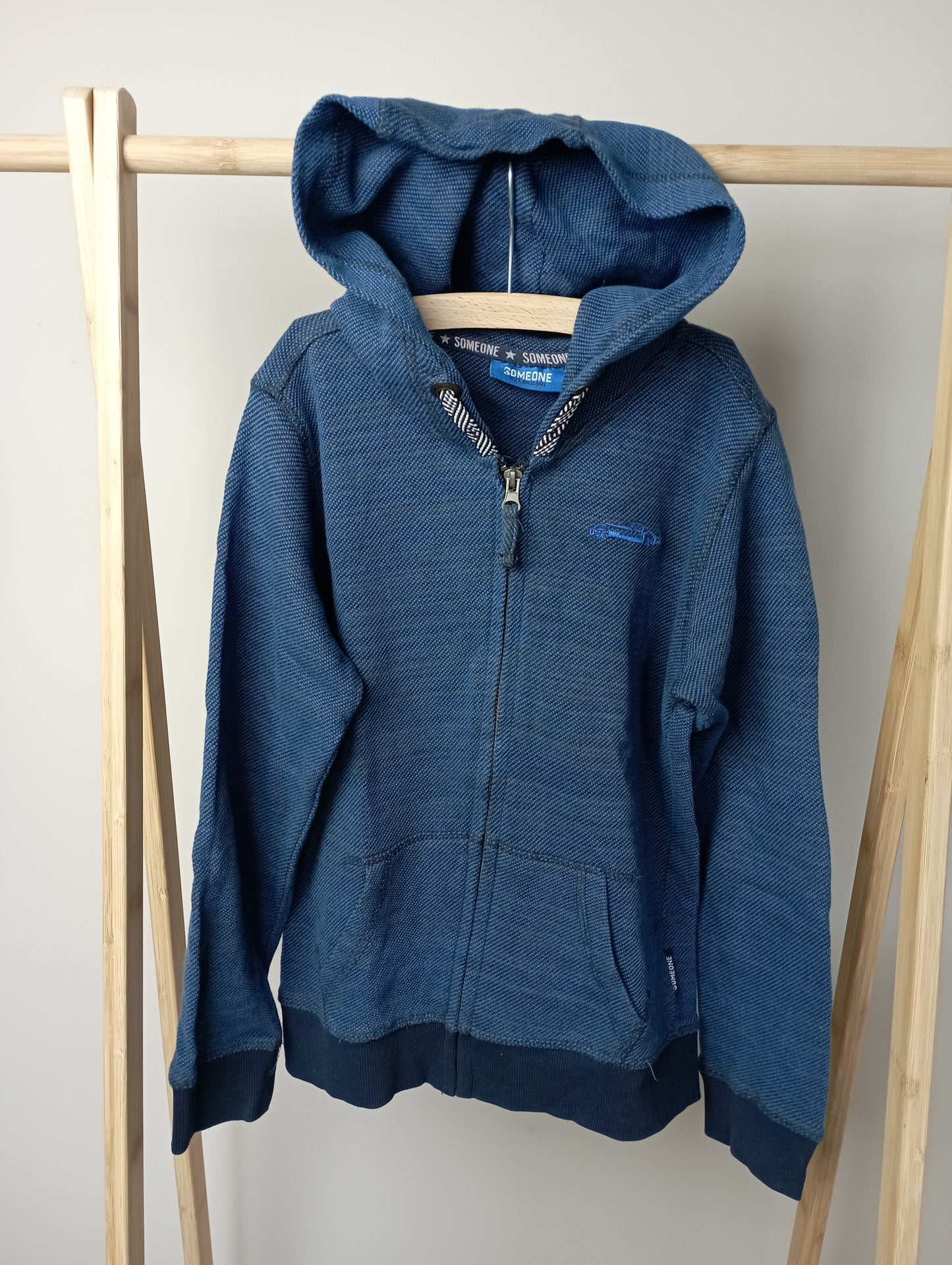 Vest met kap 128 Someone