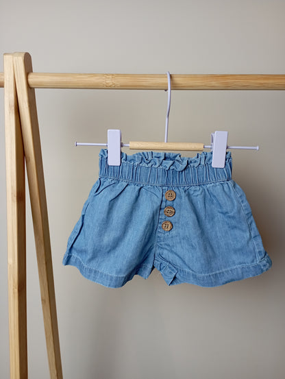 Shortje met knoopjes 6m La boîte à malices
