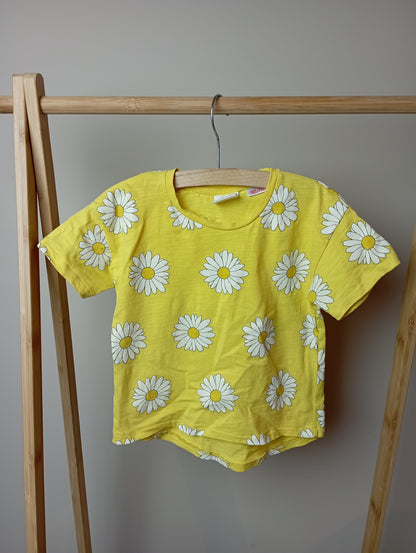T-shirt met bloemen 86 Zara