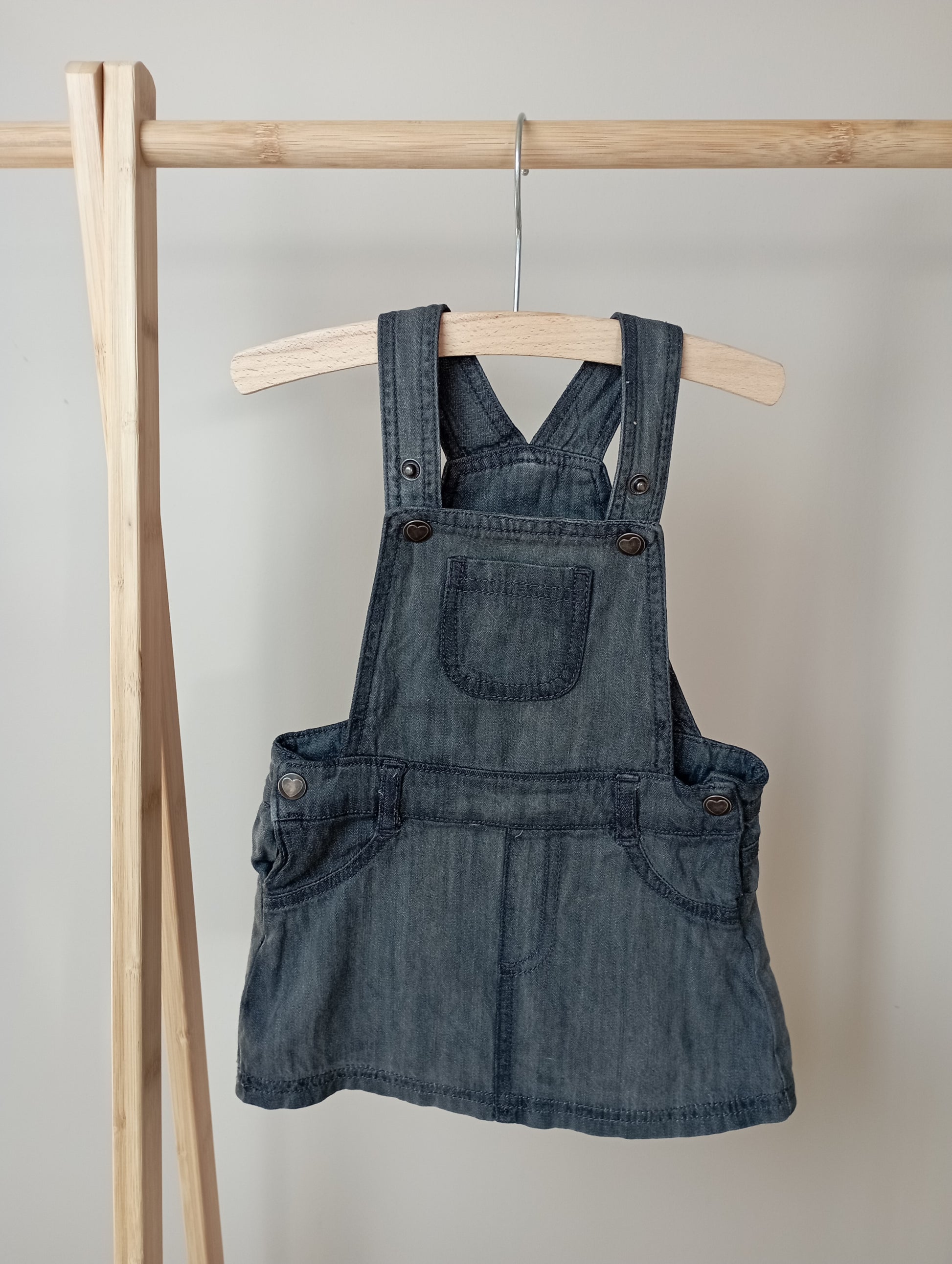 Zwart jeansjurkje 80 Zeeman