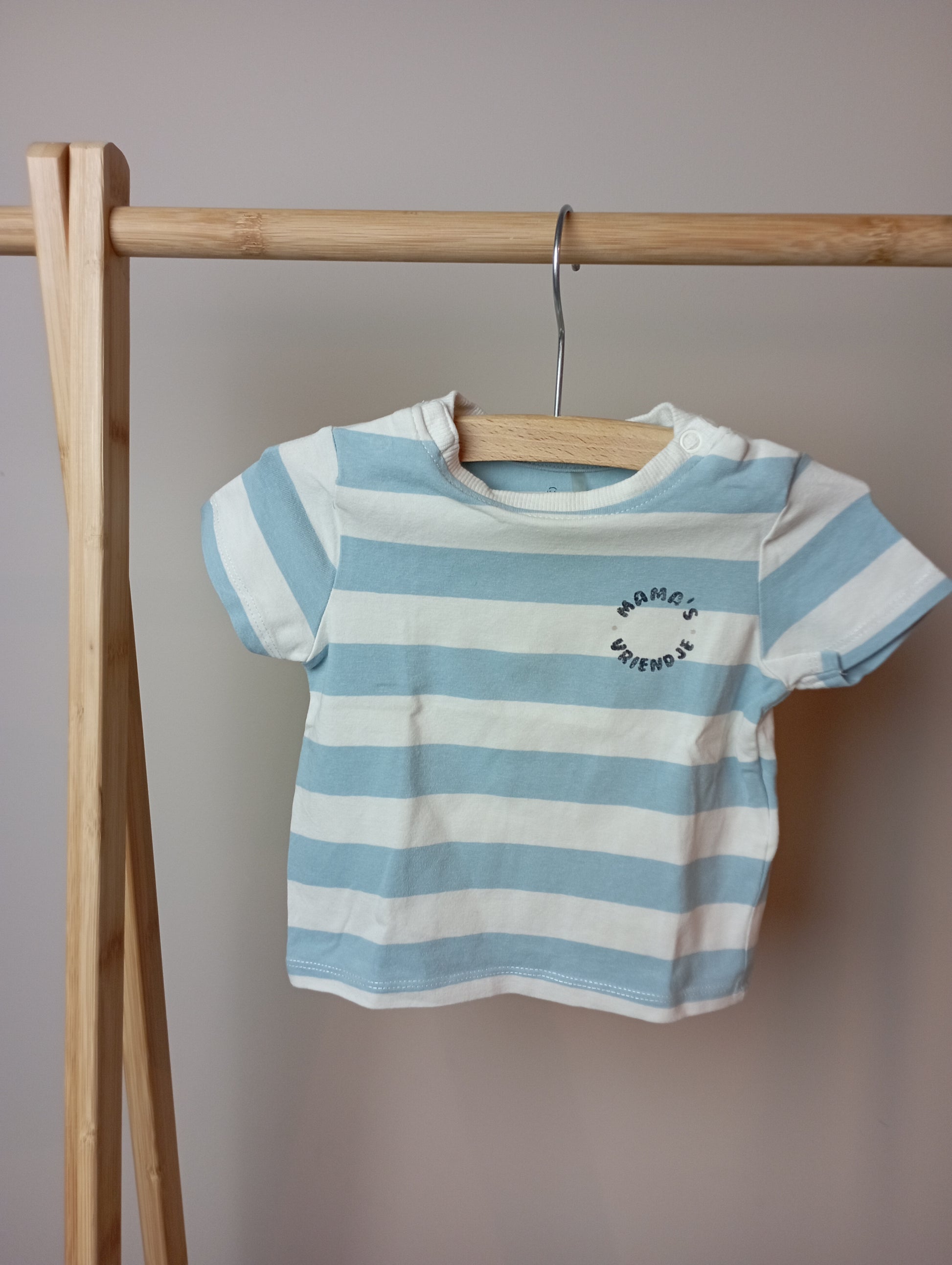 T-shirt "Mama's vriendje" 62 Cuddles and smiles