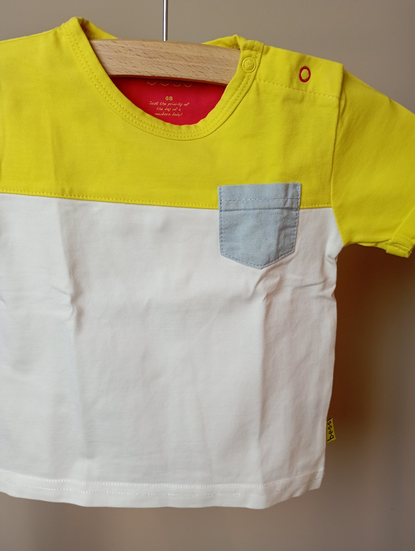 T-shirt met zakje 68 Bess