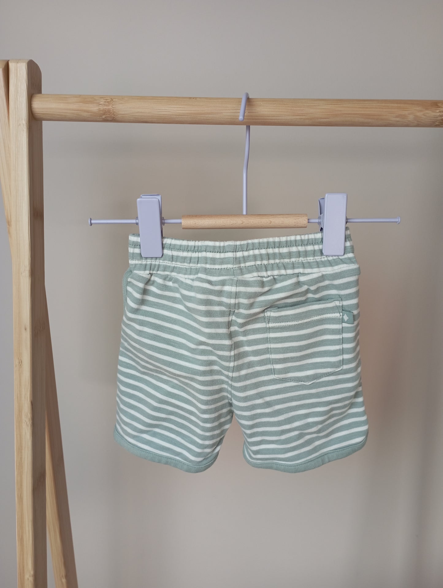 Shortje met schildpad 56 Feetje
