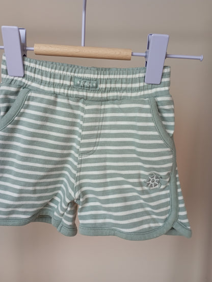 Shortje met schildpad 56 Feetje