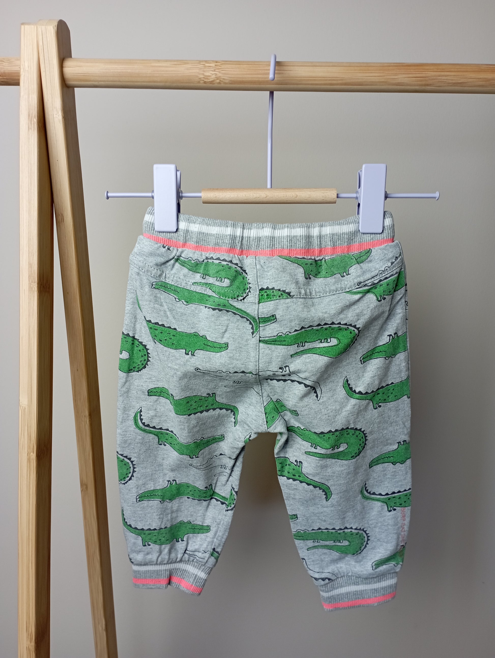 Comfy broek met krokodillen 68 Bess