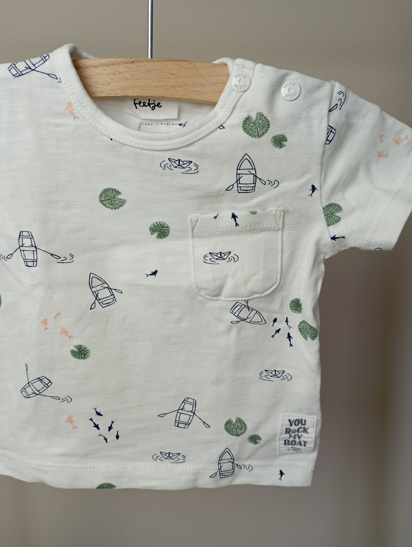 T-shirt met bootjes 56 Feetje