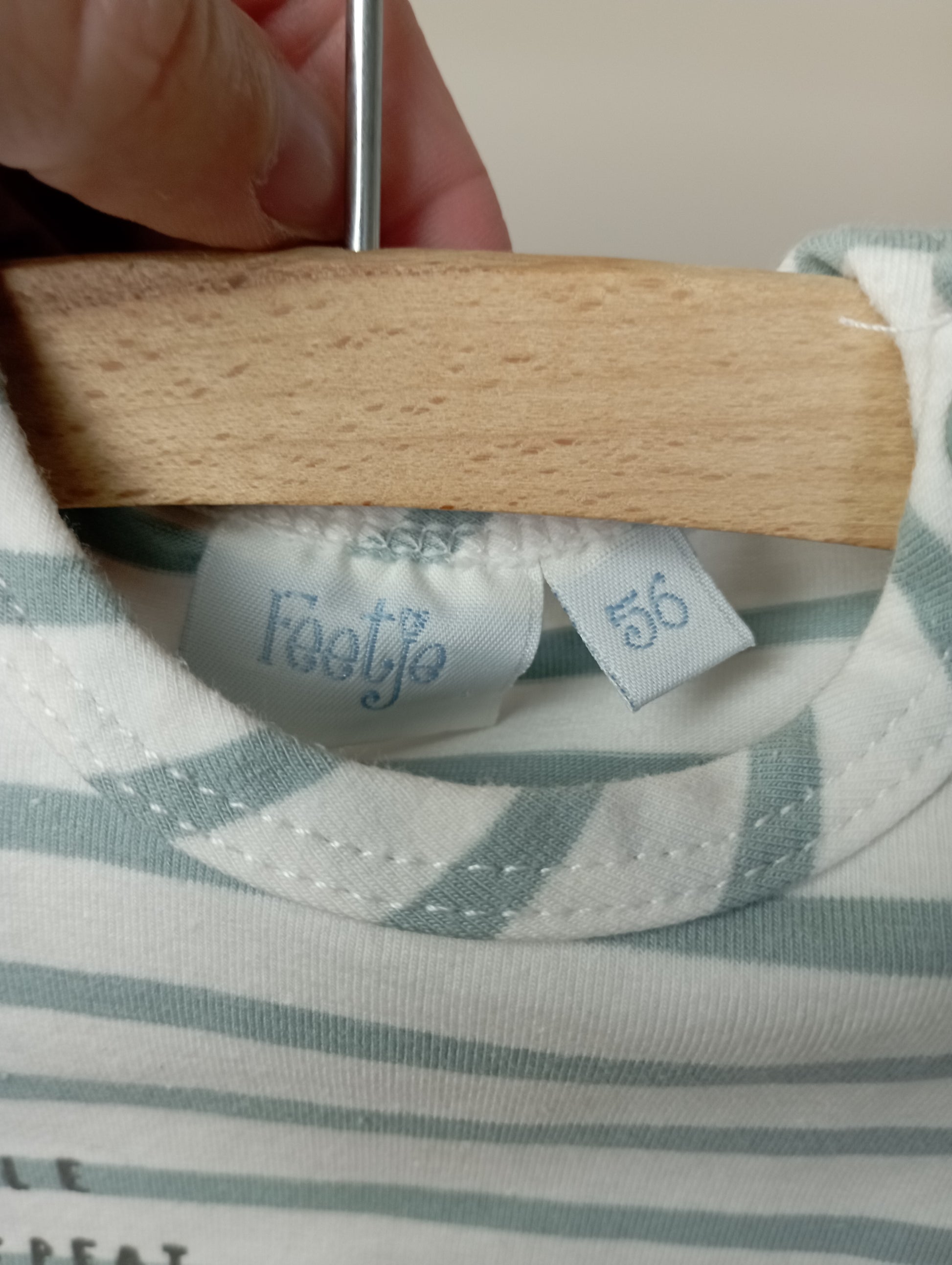 T-shirt "Milk cuddle nap repeat..." 56 Feetje