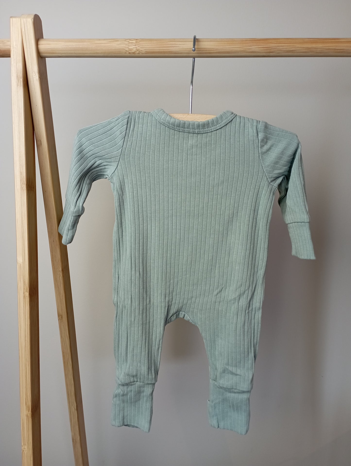 Pakje met ribbels 50 Hema