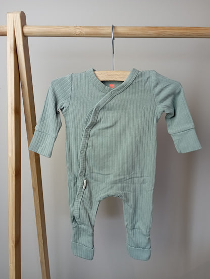 Pakje met ribbels 50 Hema