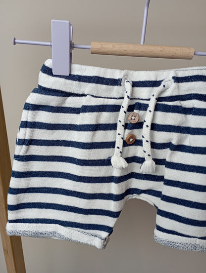 Short met strepen 68 Feetje