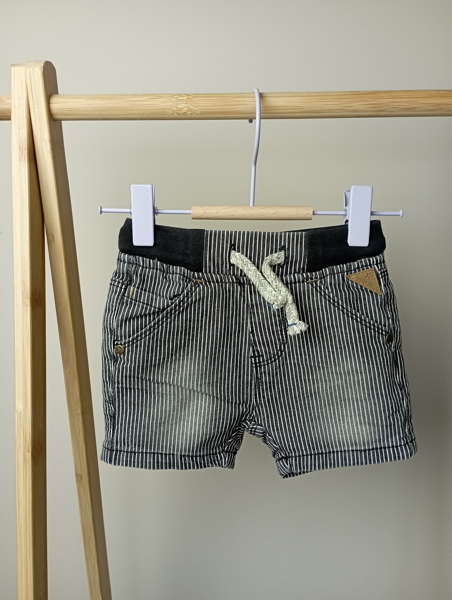 Jeansshort met strepen 68 Feetje