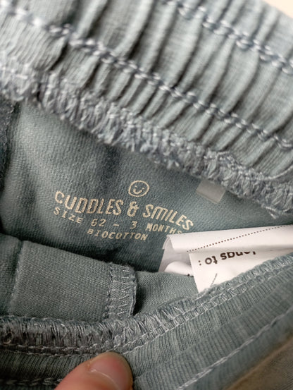 Comfy broek 62 Cuddles and smiles