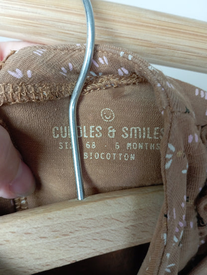 Jurkje 68 Cuddles and smiles
