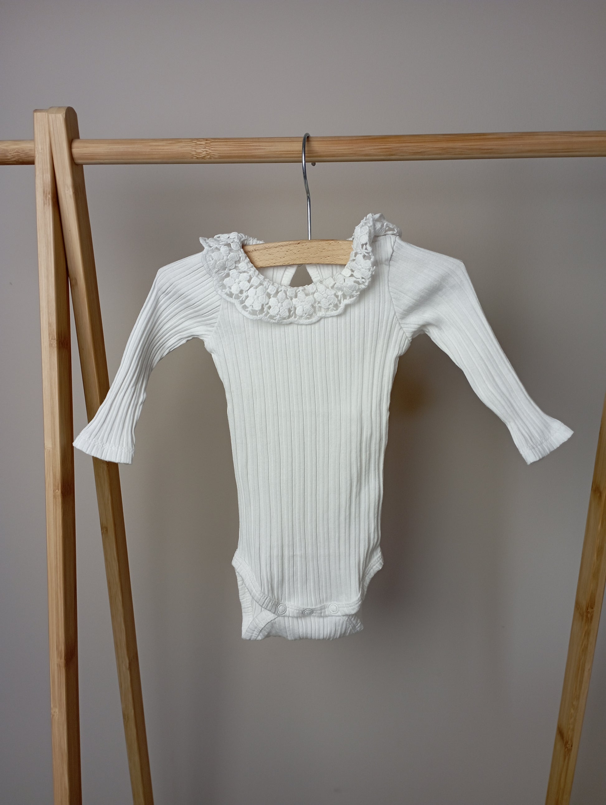 Romper met kraagje 62 Name It