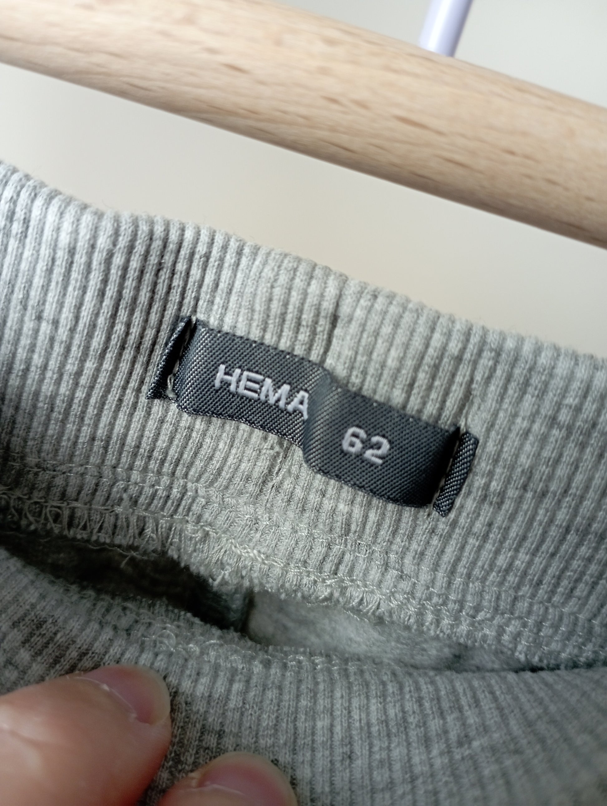 Comfy broek 62 Hema