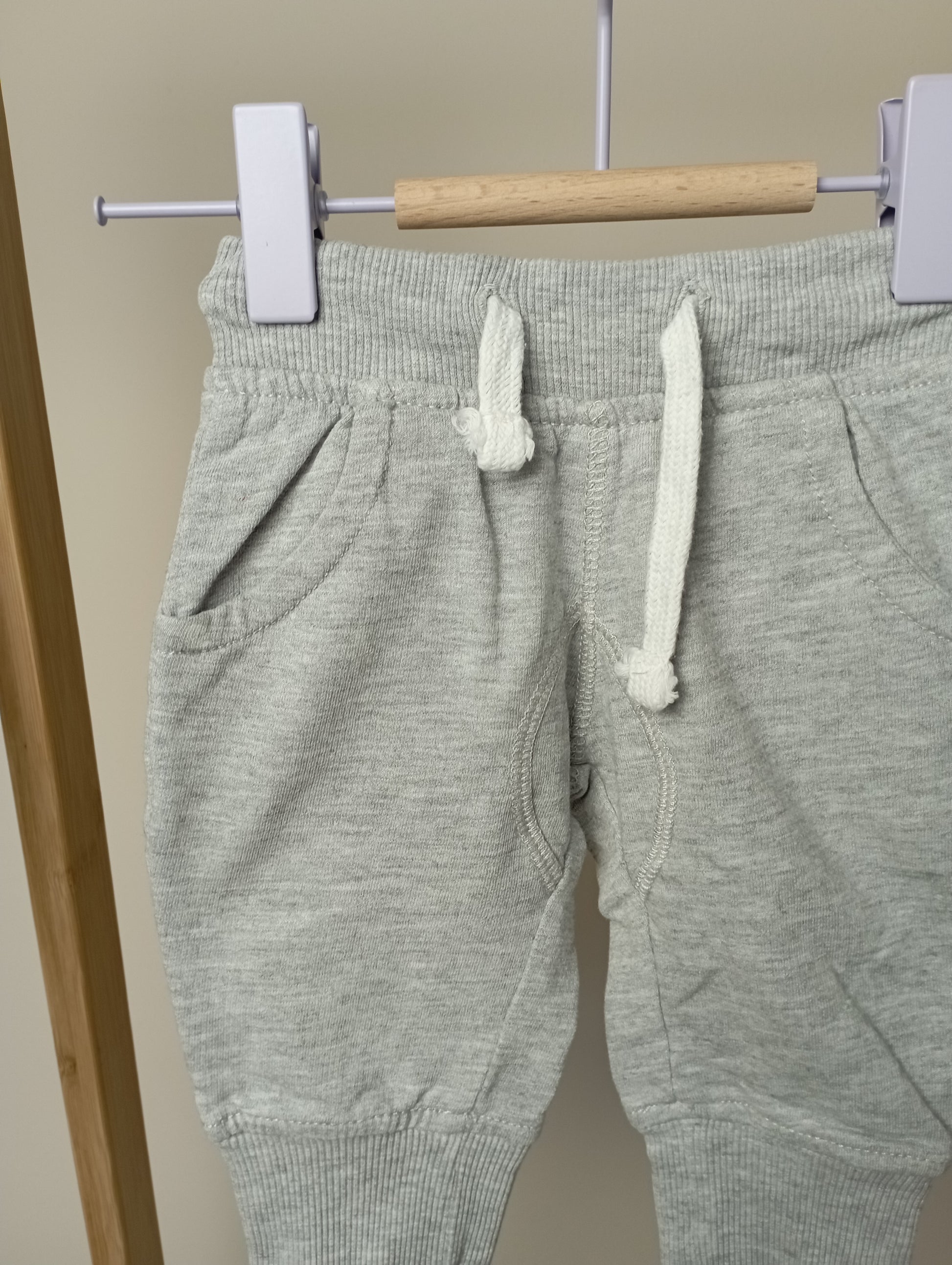 Comfy broek 62 Hema