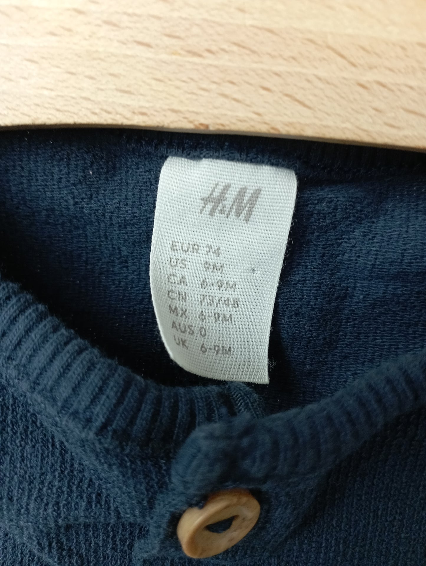 Pakje met knopen 74 H&M