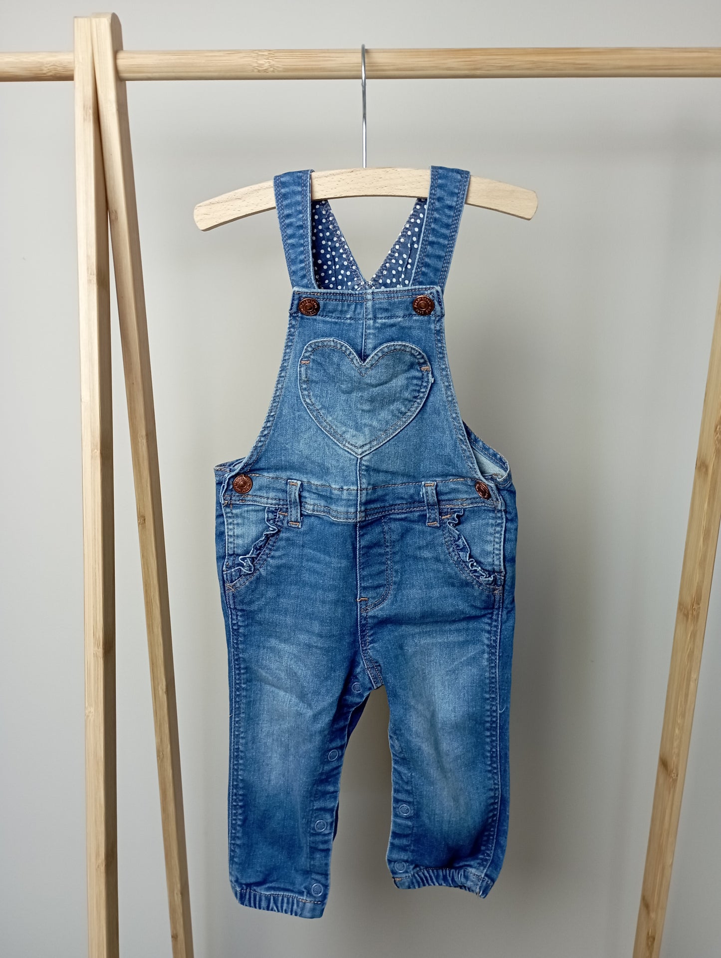 Salopette met hartje 74 H&M