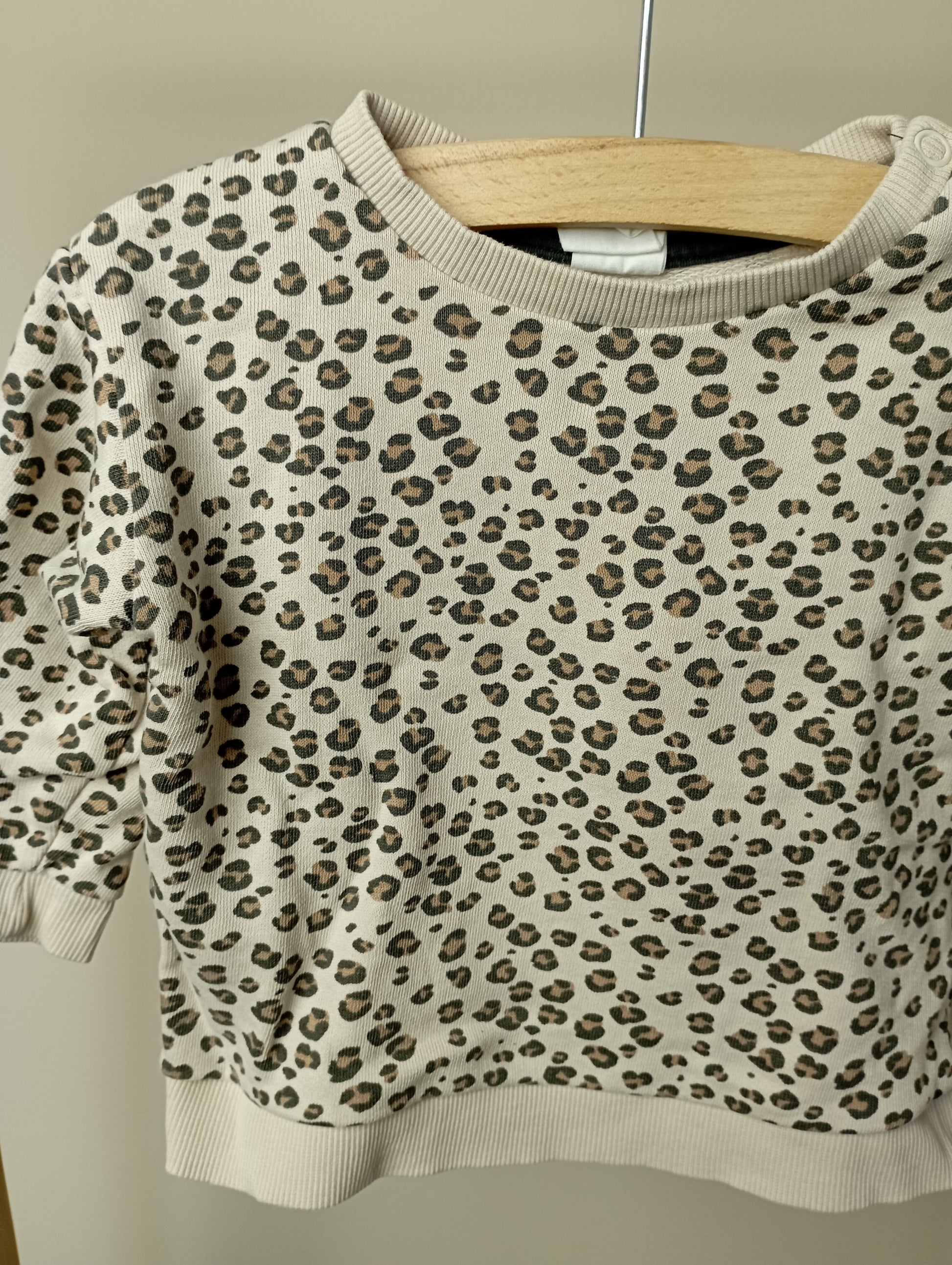 Trui met panterprint 74 H&M