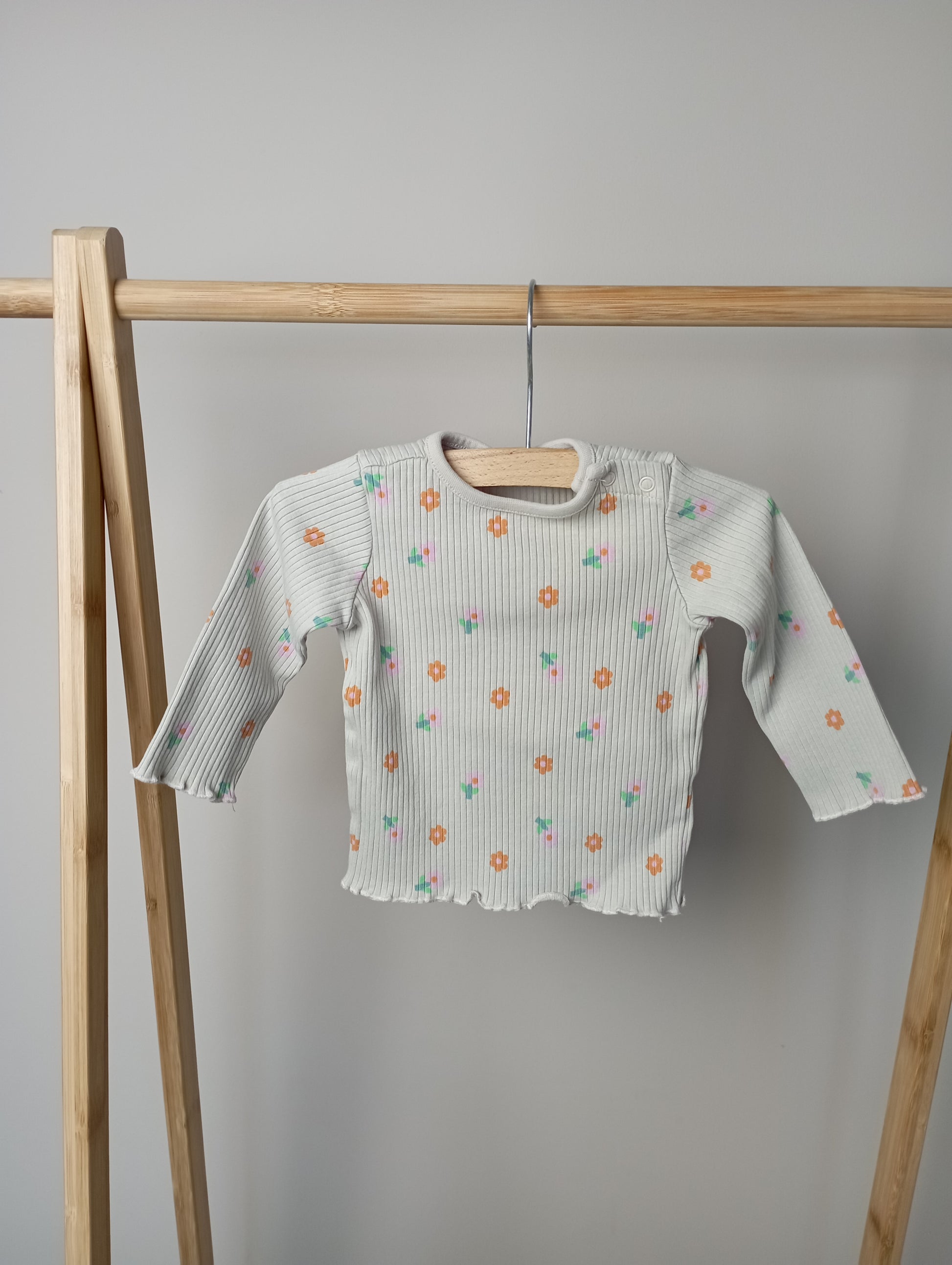 Longsleeve met bloemen 62 Hema