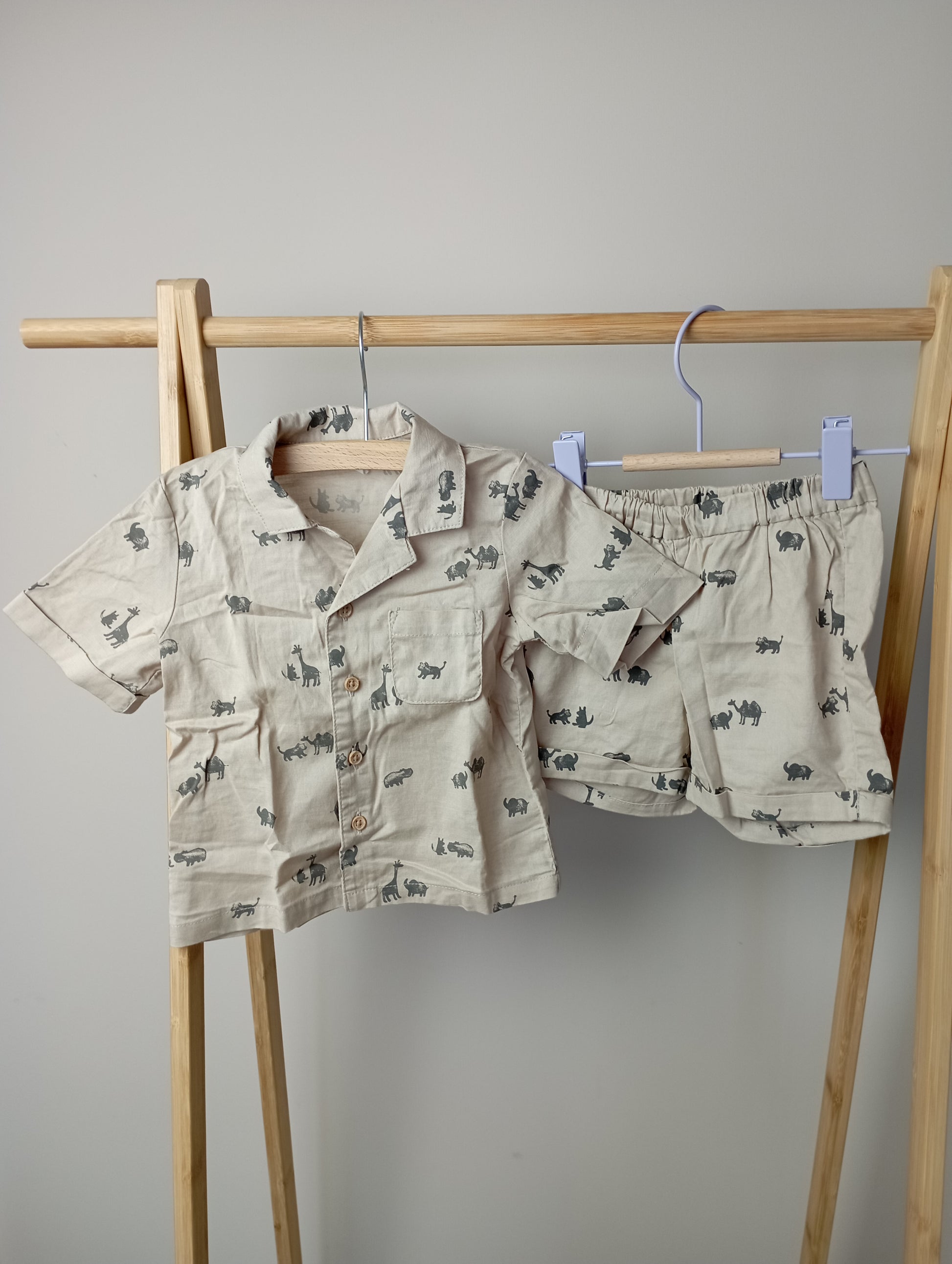 Setje met dieren 80 H&M