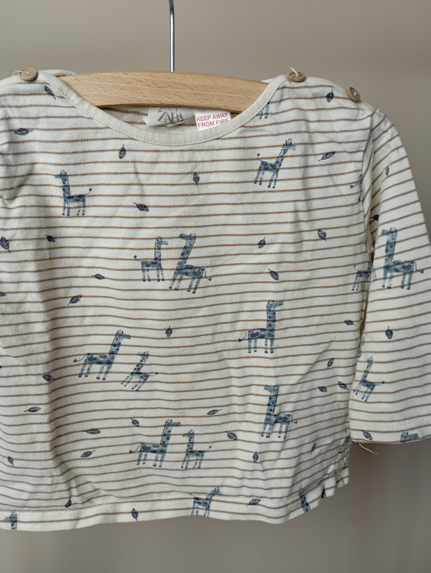 Longsleeve met giraffen 80 Zara