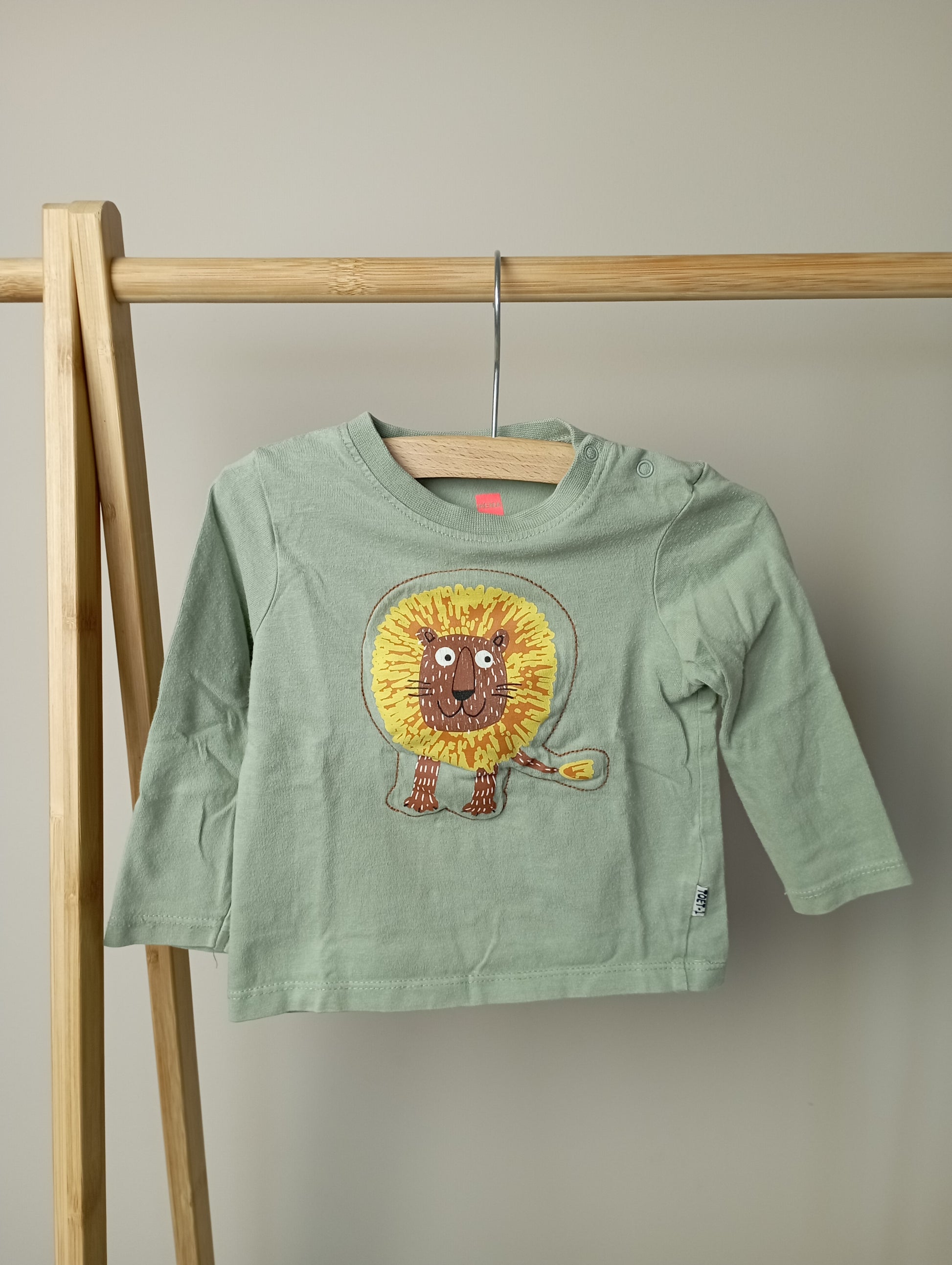 Longsleeve met leeuw 74 Hema