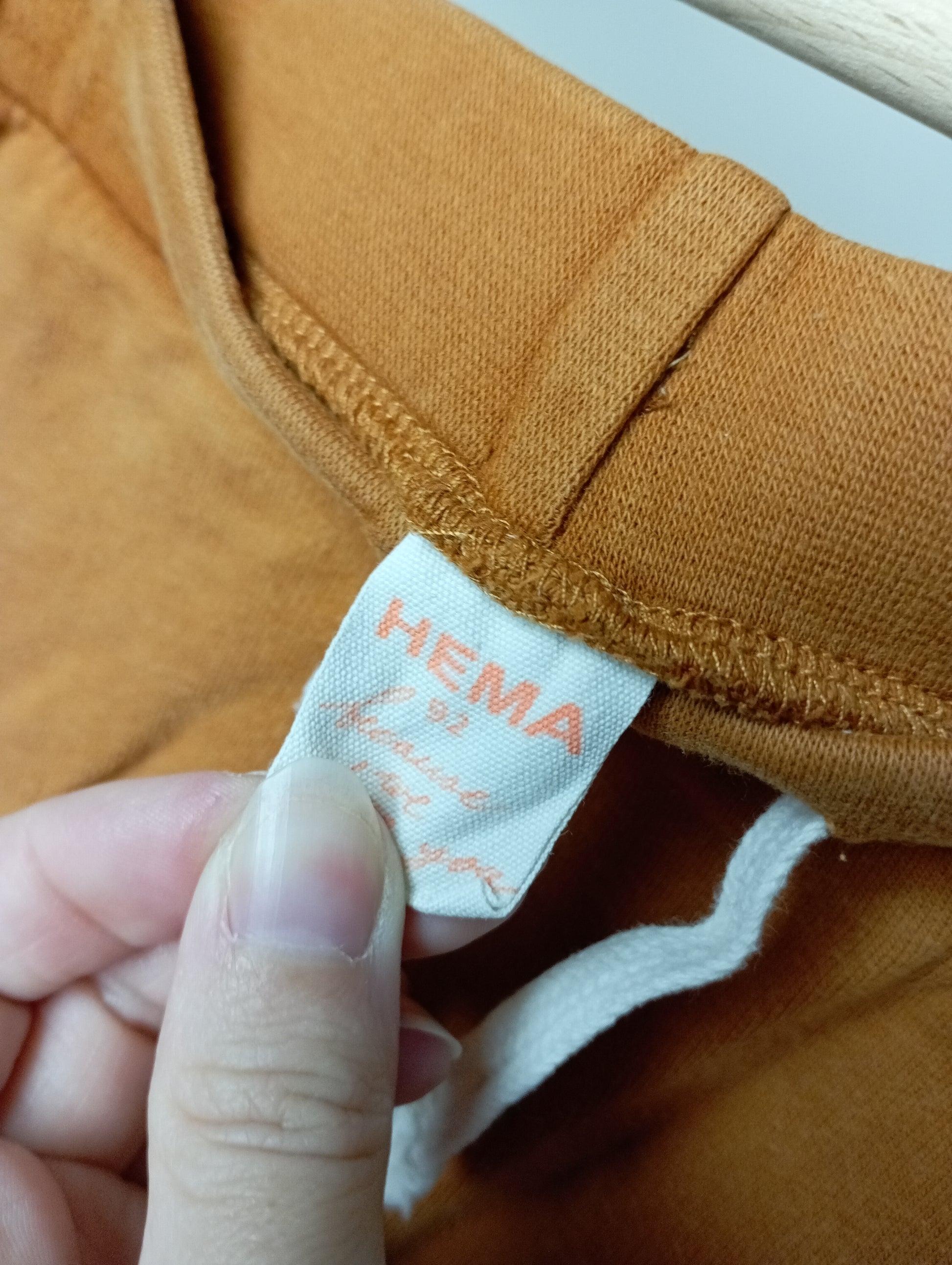 Short 92 Hema