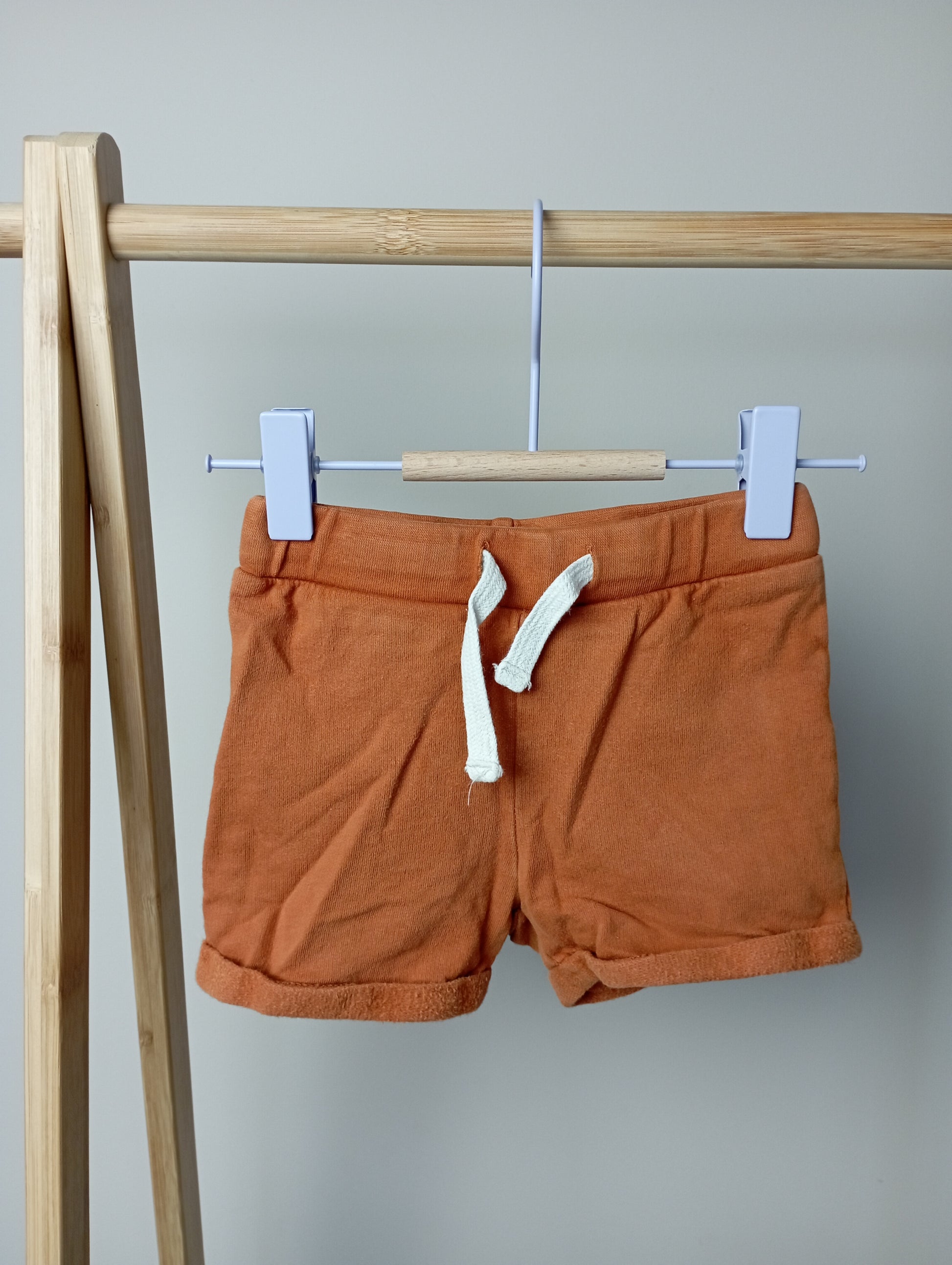 Short 92 Hema