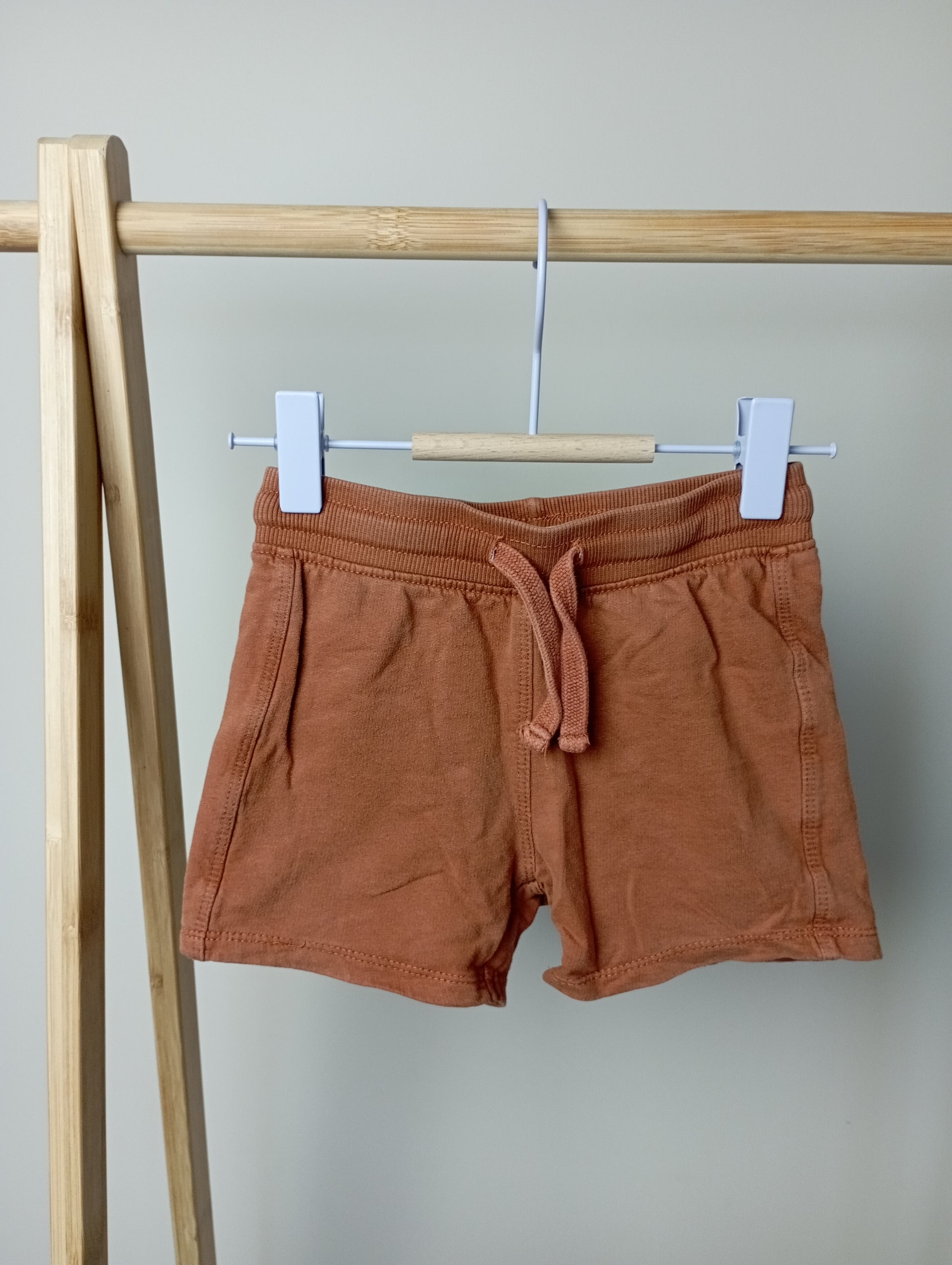 Short 80 Hema