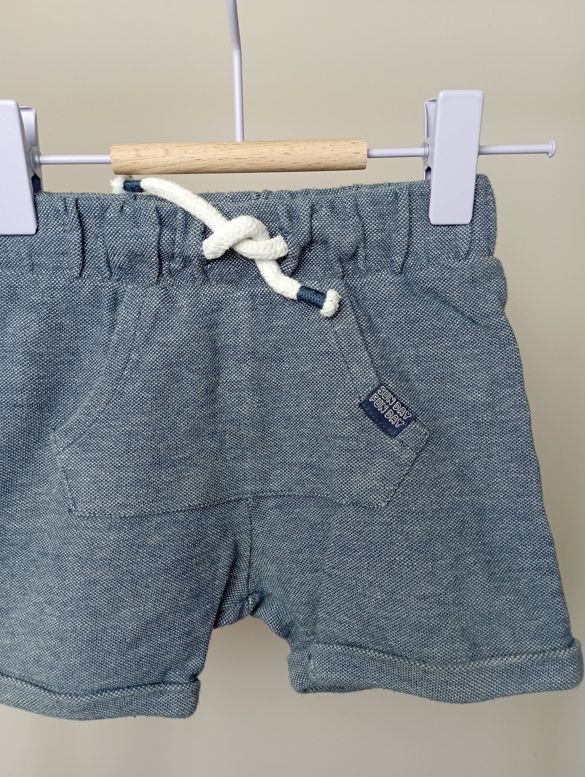 Short met zakje 80 C&A