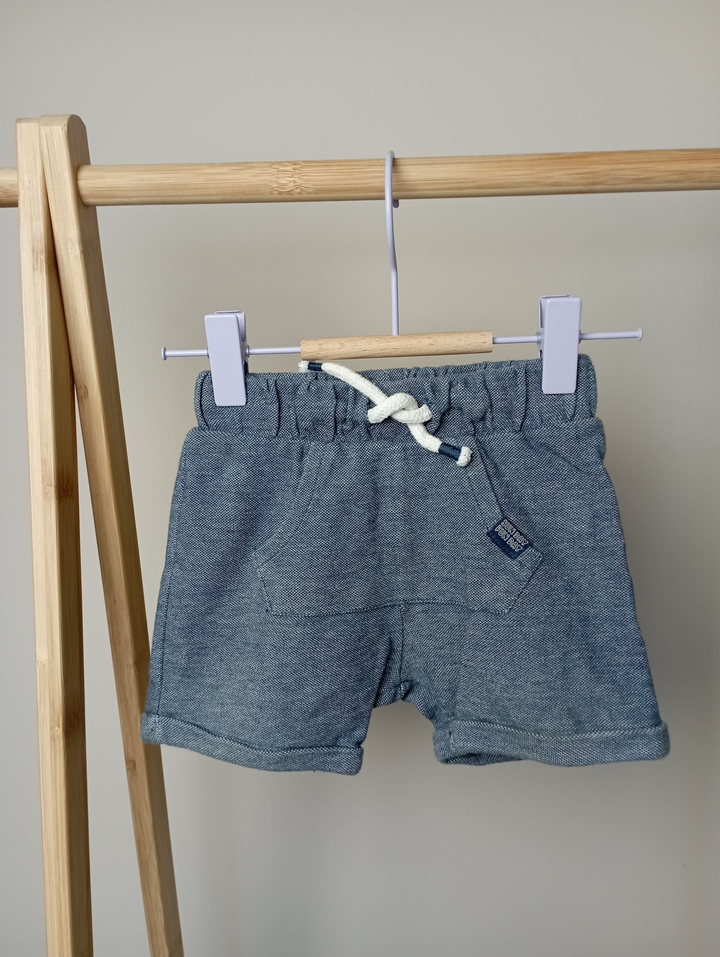 Short met zakje 80 C&A