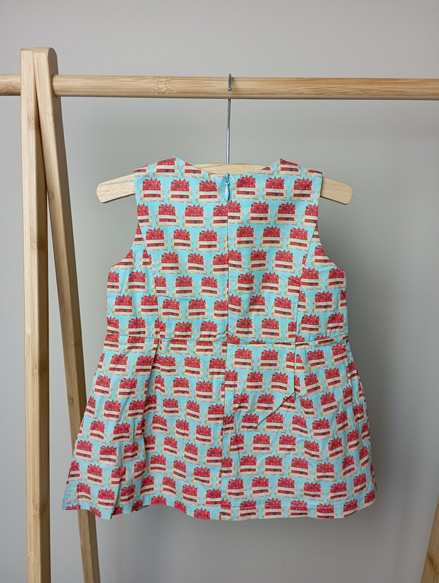 Jurkje met tomaten 74 Blue bay