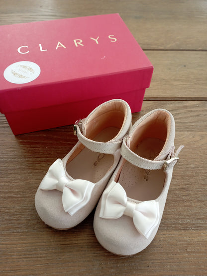 Sandaaltjes 22 Clarys