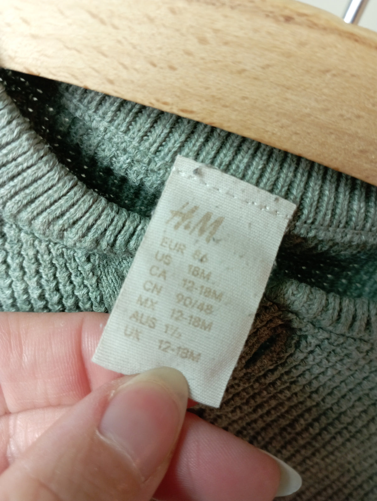 Trui met knoopjes 86 H&M