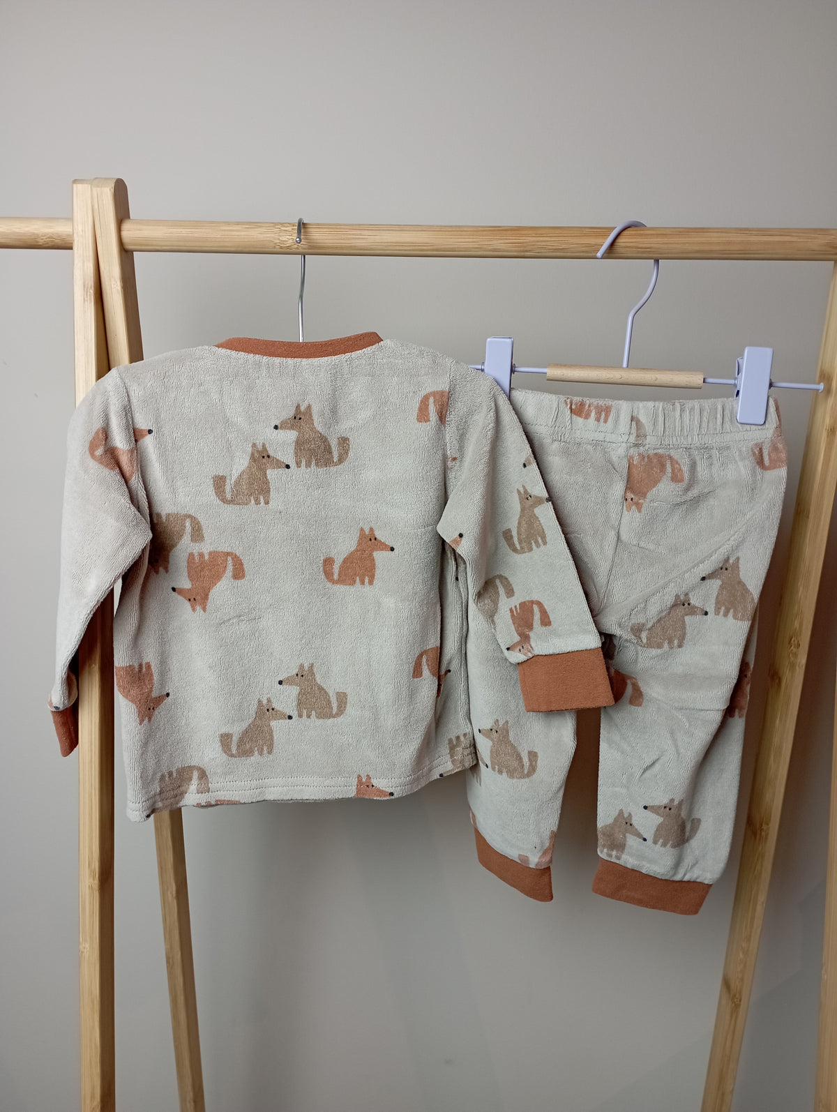 Pyjama met vosjes 74/80 Hema