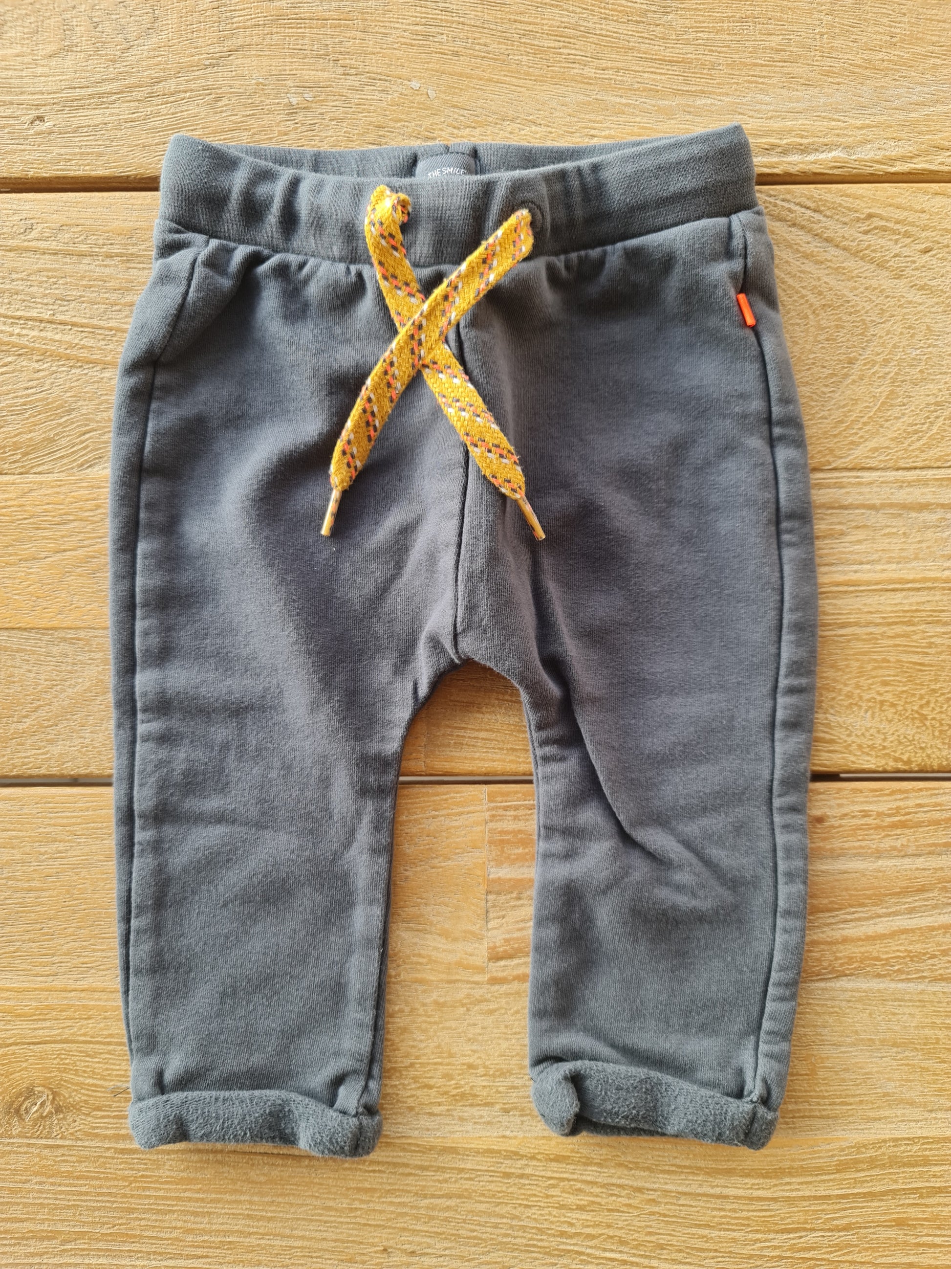 Broek met leuk lintje 68 Babyface