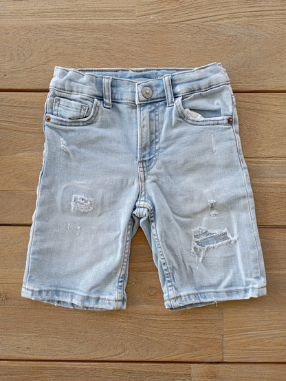 Jeansshort met scheuren 116 Zara