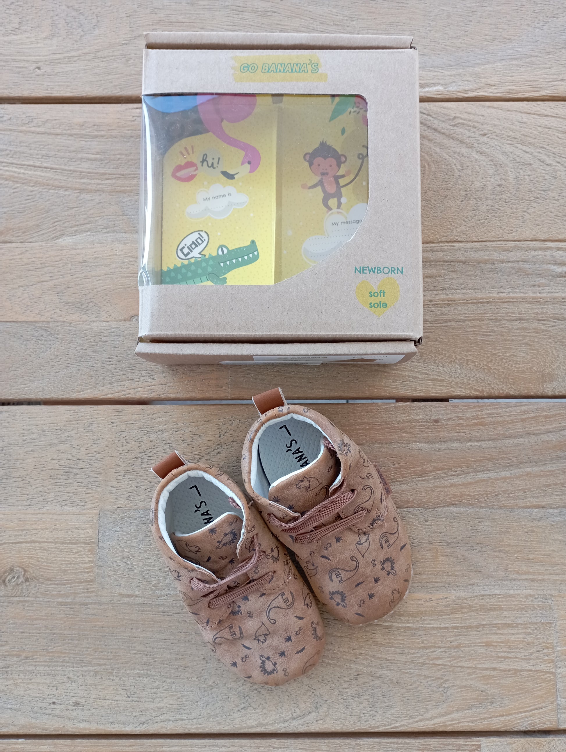 Soft sole, met dino print L of 18 Go banana's