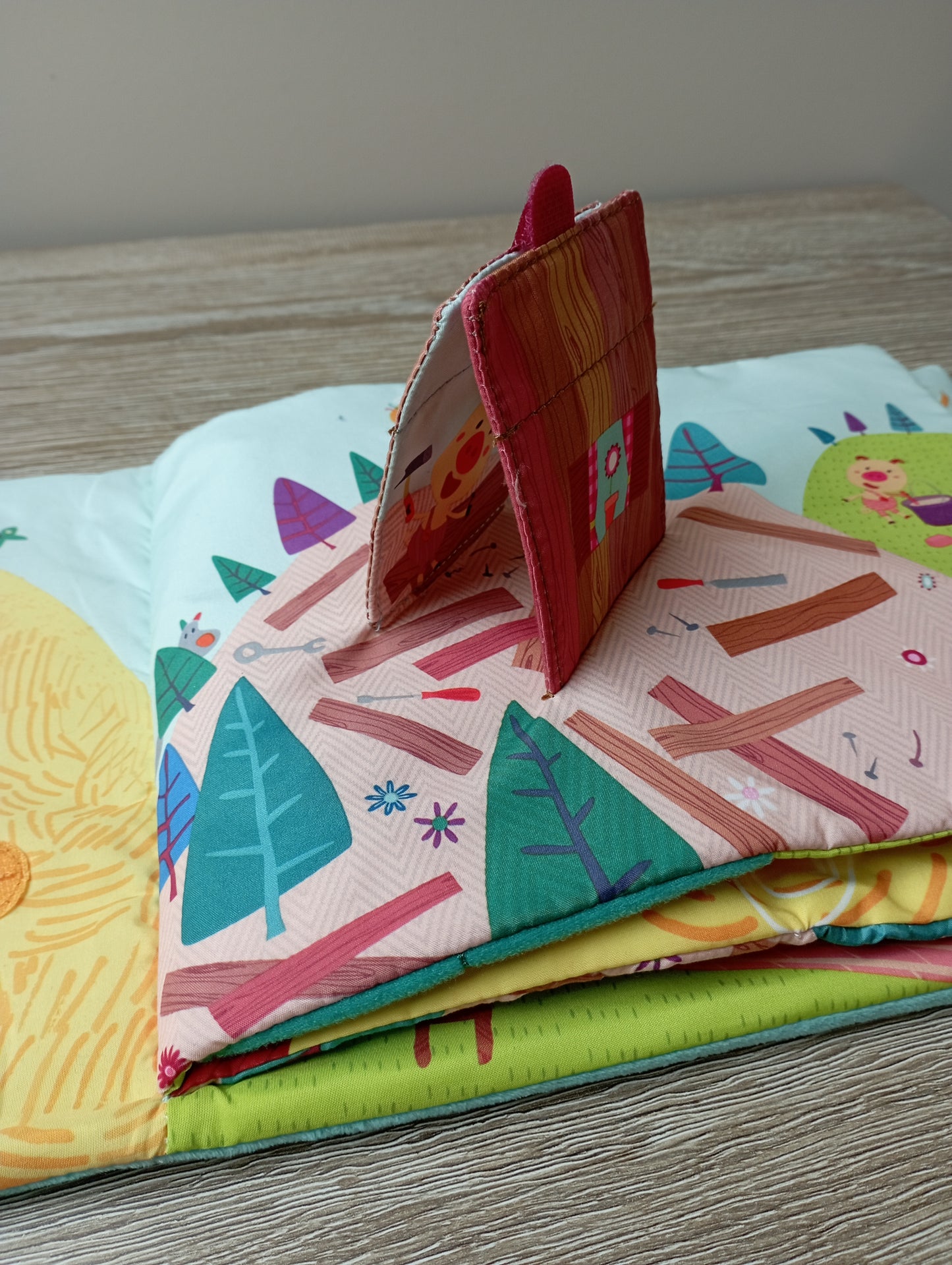 Interactief boek: De 3 biggetjes Lilliputiens