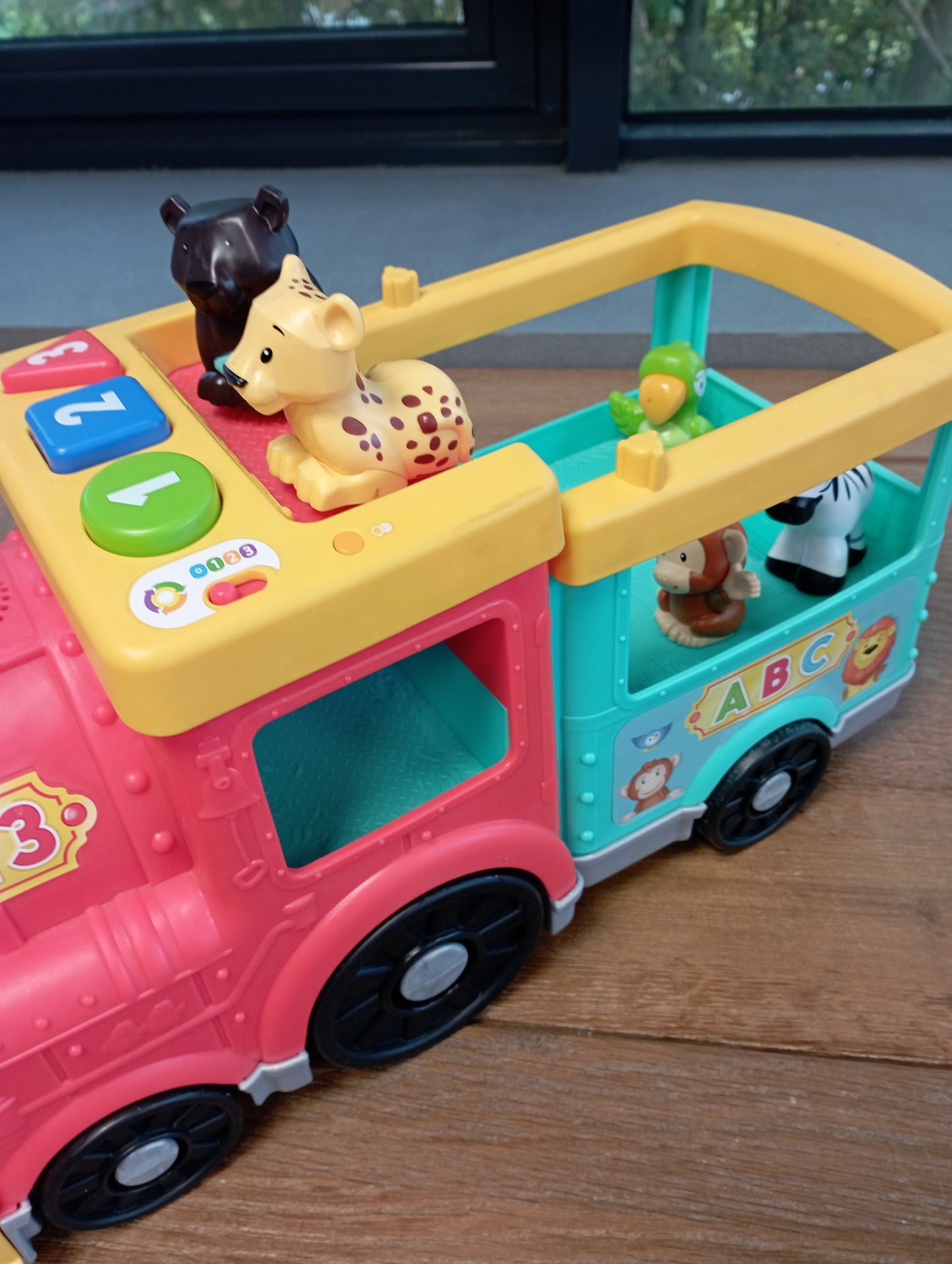 Little People: trein met dieren Fisher Price