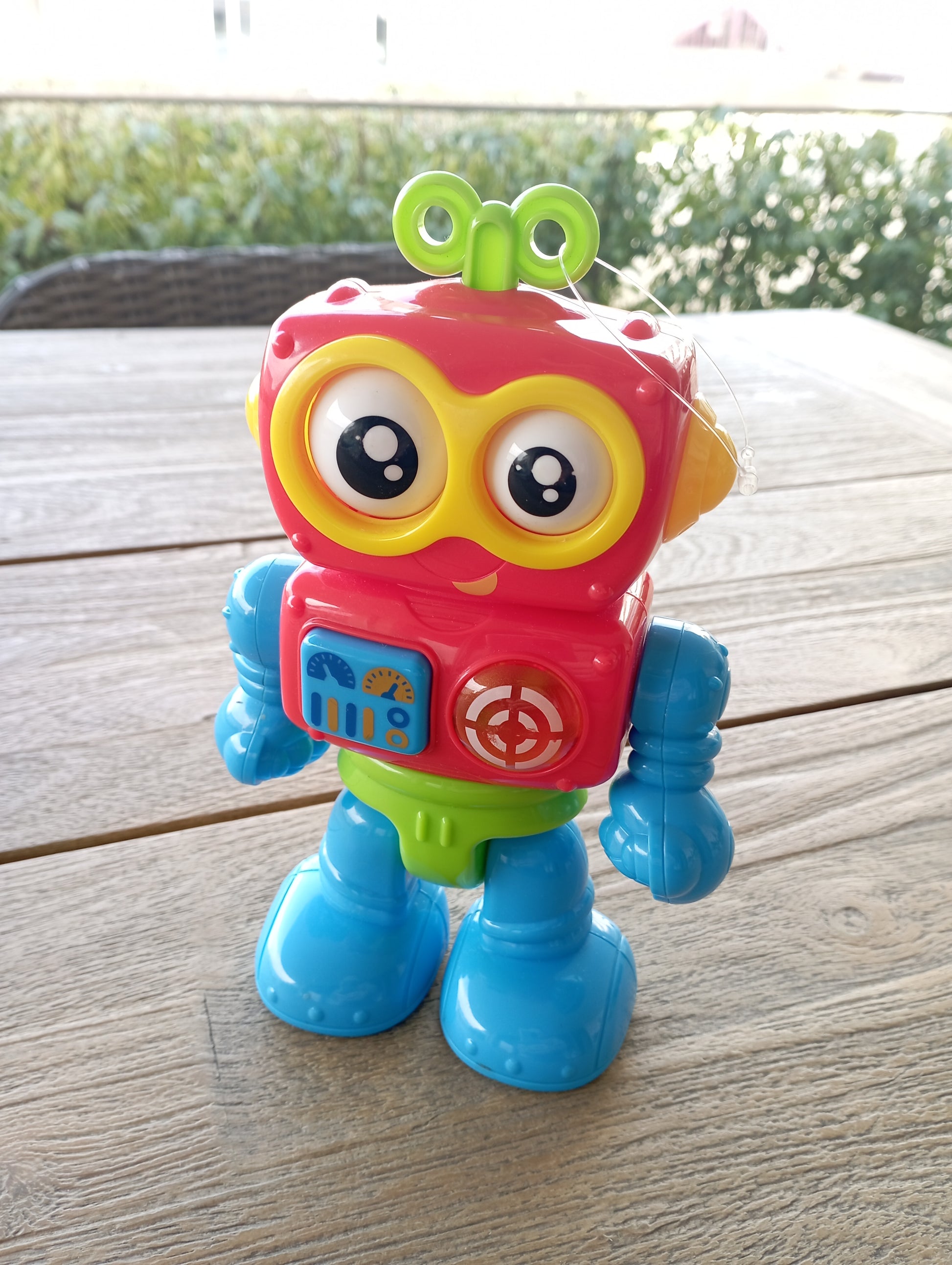 Robot Arjo-toys