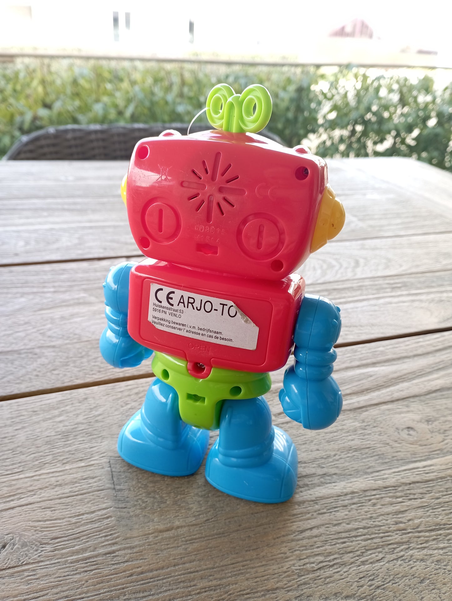 Robot Arjo-toys