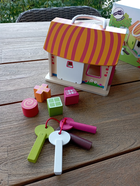 Motor Skill House Small Foot
