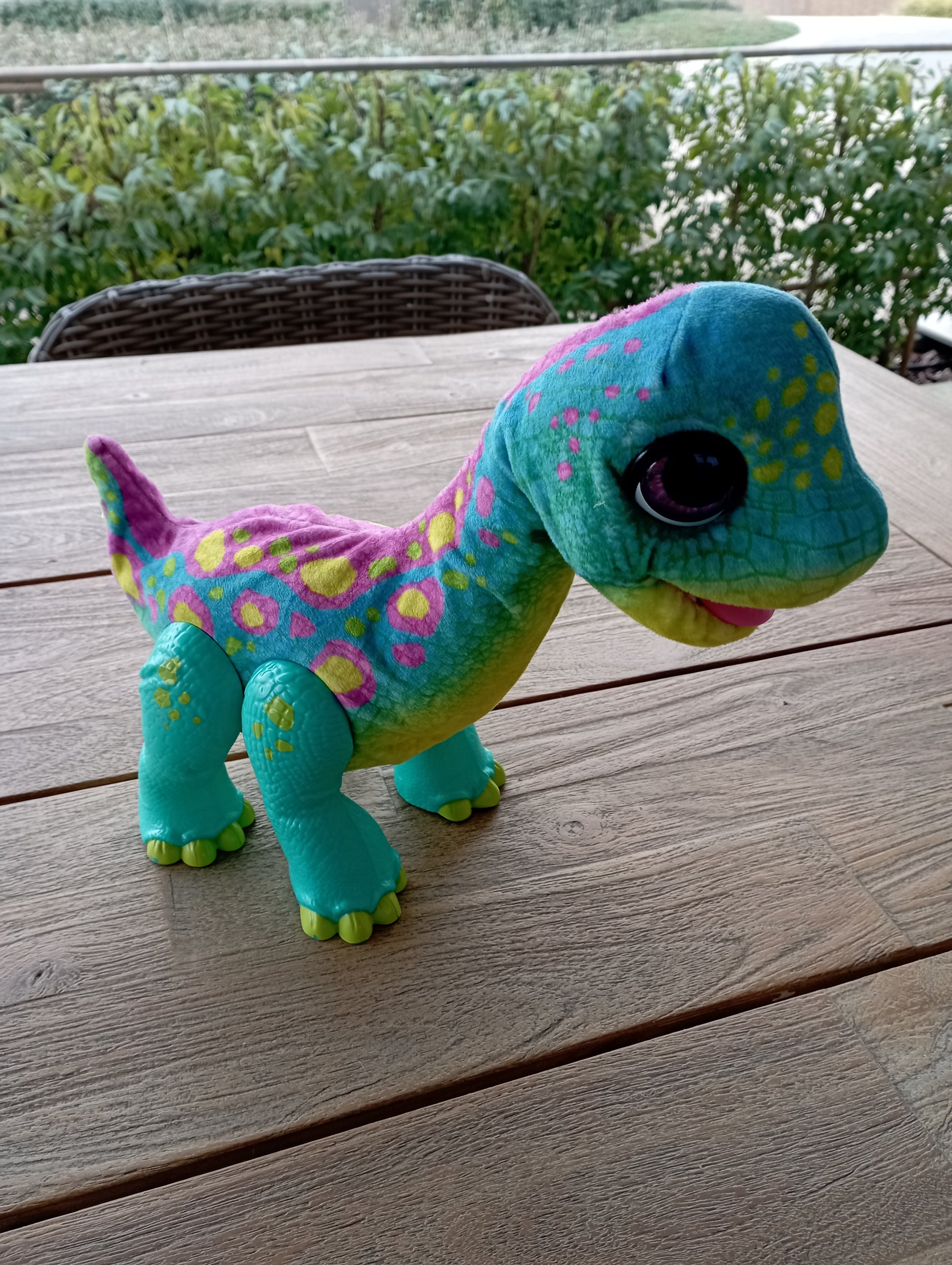 Interactieve knuffel Snackin Sam the Bronto FurReal Friends