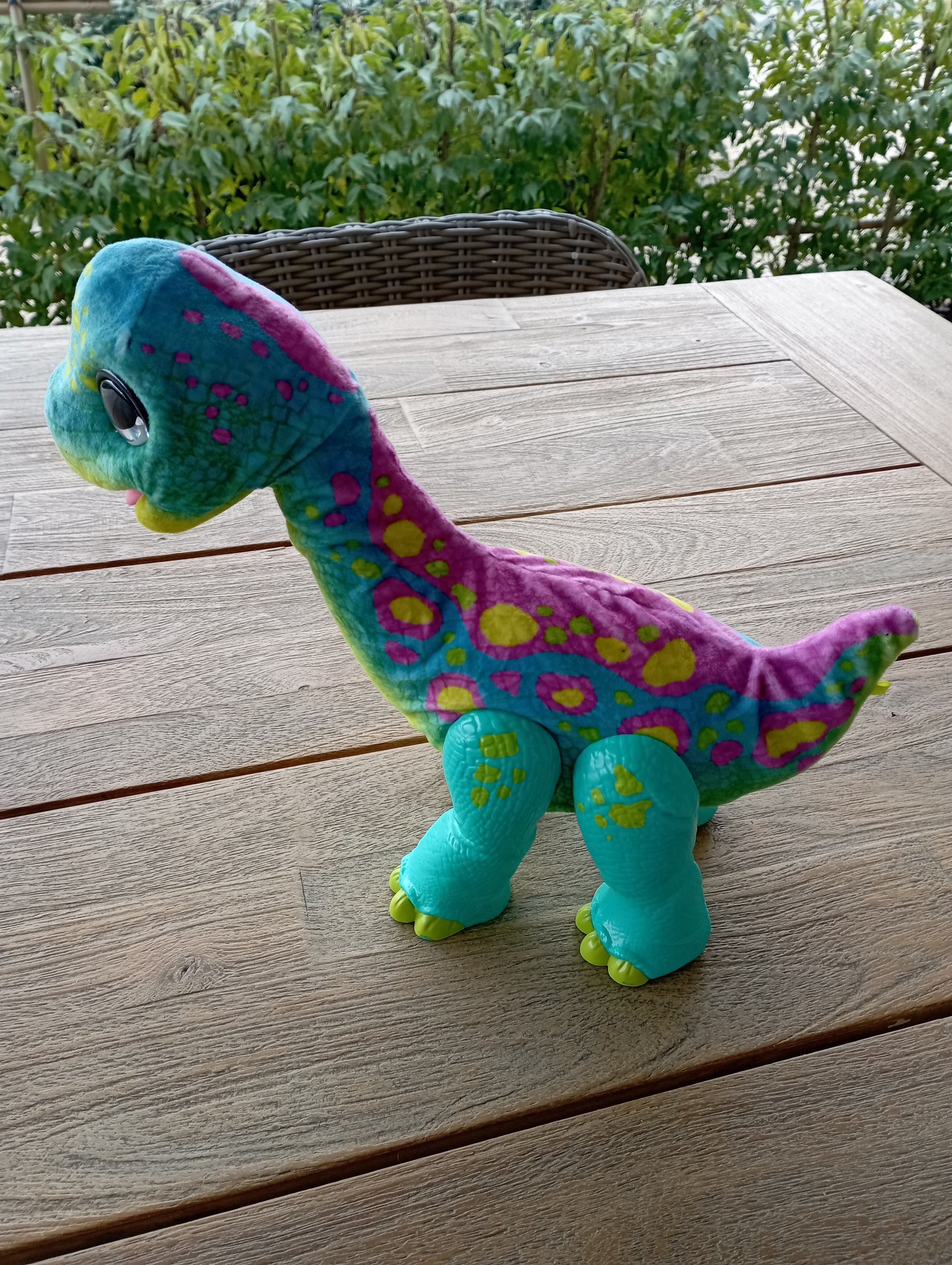 Interactieve knuffel Snackin Sam the Bronto FurReal Friends