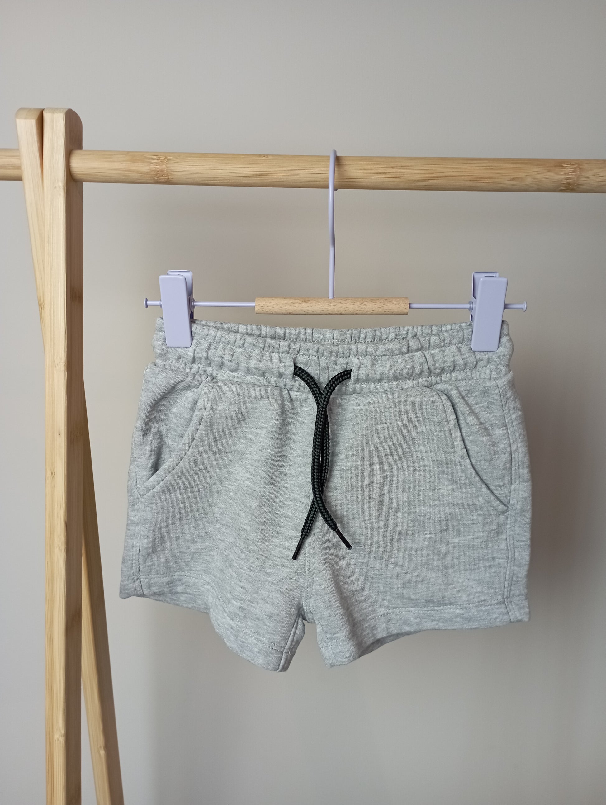 Shortje 86 Hema