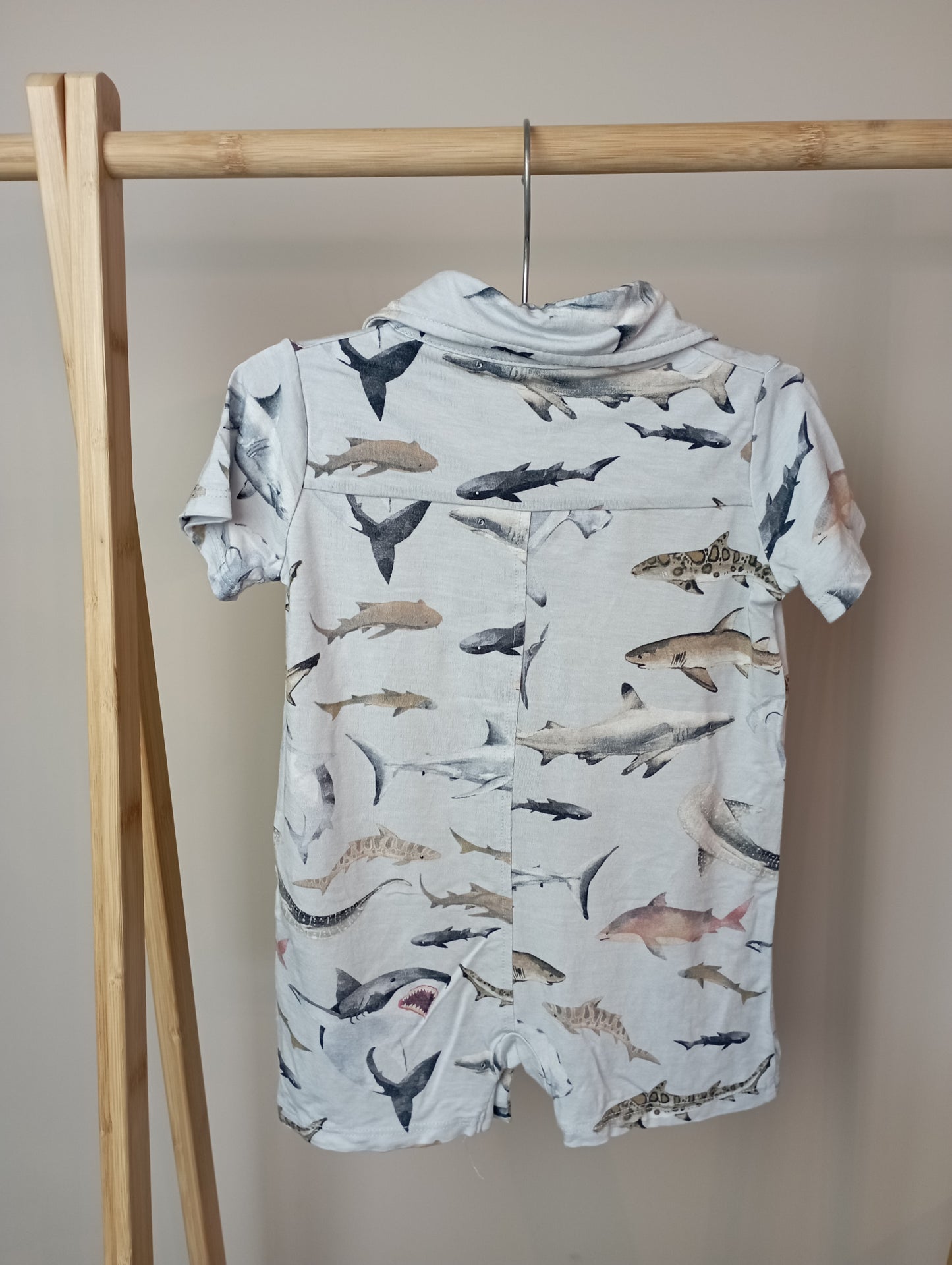Pakje met haaien 6-9m Posh Peanut