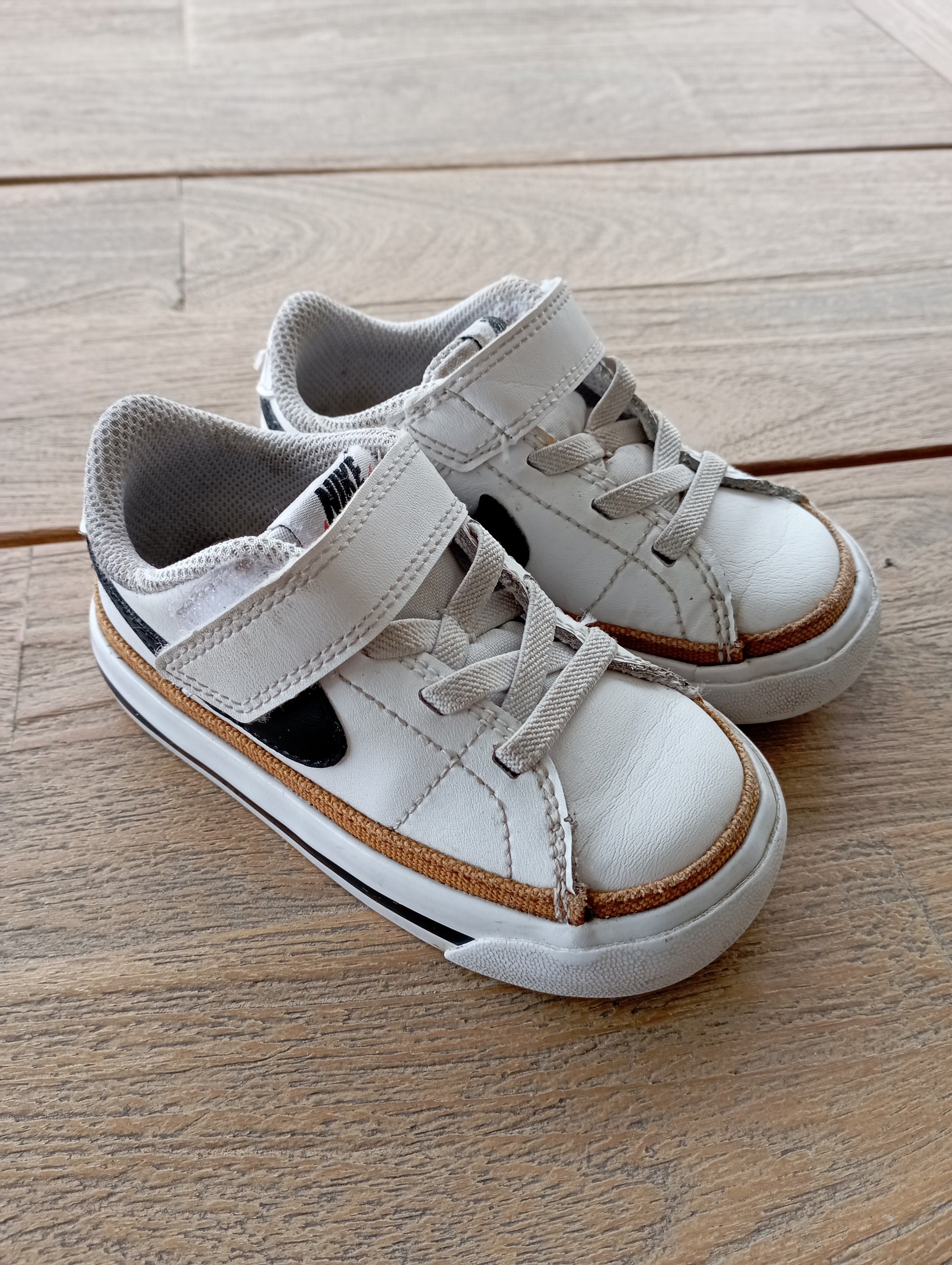 Sneakers 22 Nike
